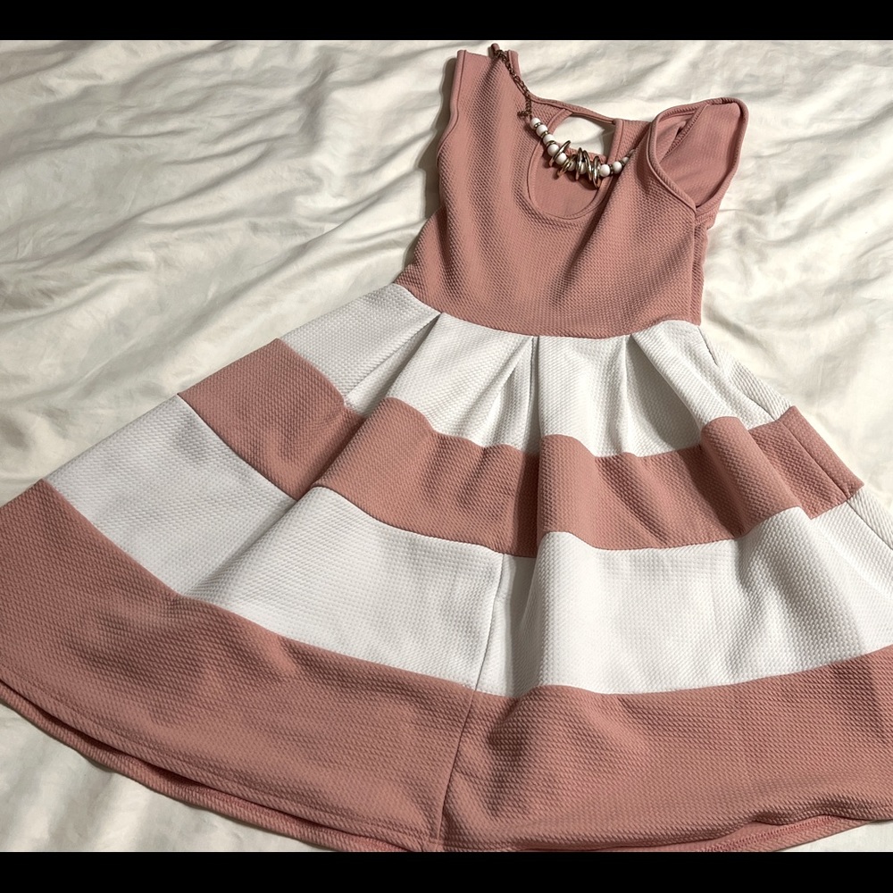 Sleeveless Baby Pink Striped Flared Dress with Necklace Attachment